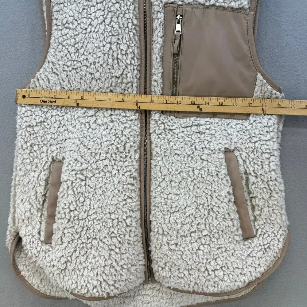 Abercrombie & Fitch Sherpa Vest Women's M Soft A&F Collection Tan Beige Cozy NWT - Picture 11 of 12